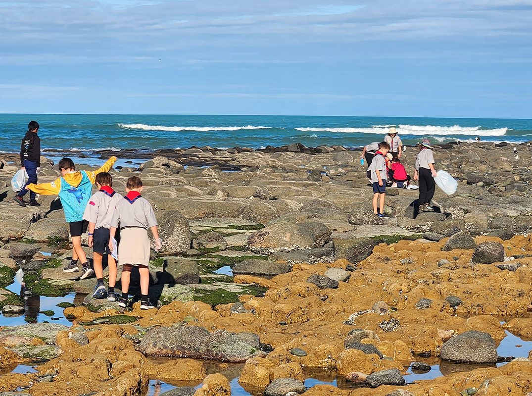 Highfield Mountainview Scouts having a clean up at Waitarakao during Seaweek in March 2023