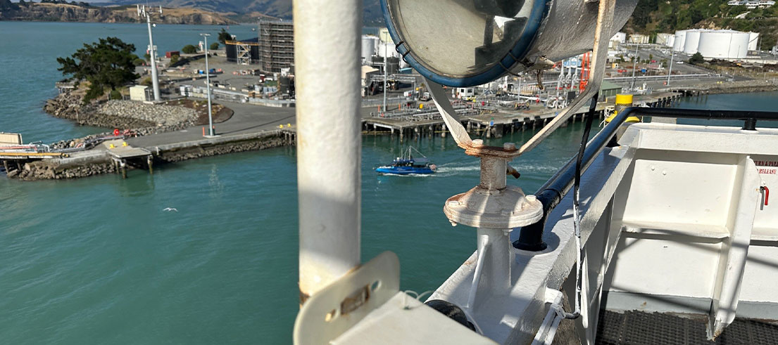 Small boat in the way