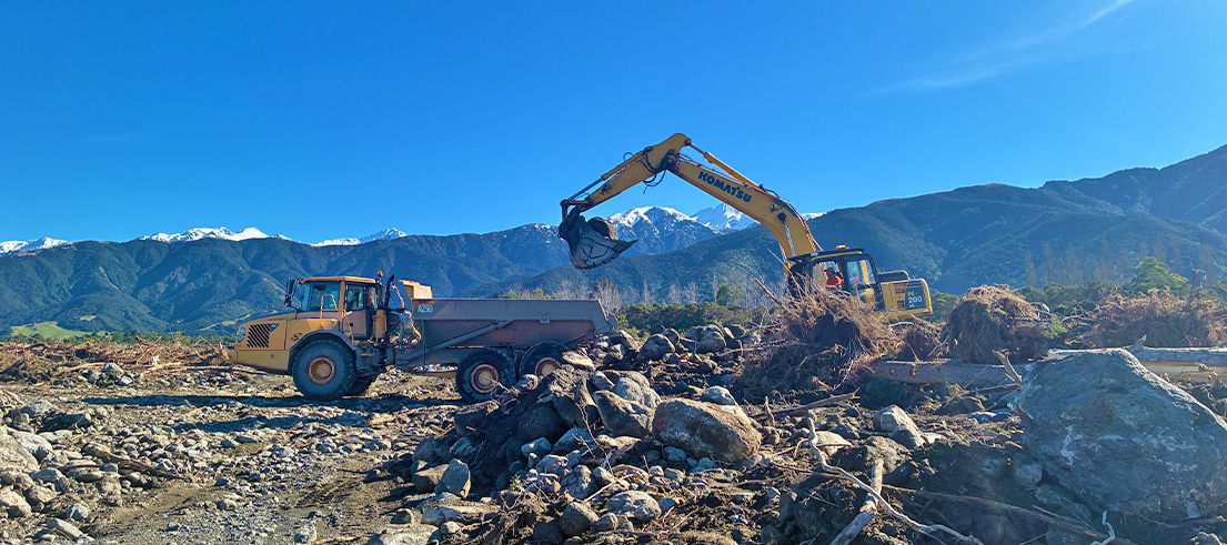 Kaikoura flood protection work   excavator and truck